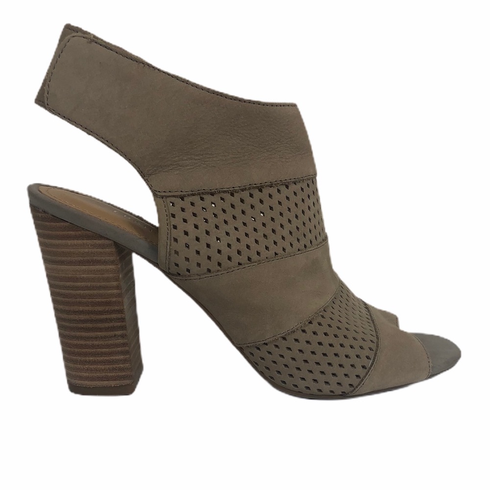 Franco Sarto L-Jalia sandals size 9M